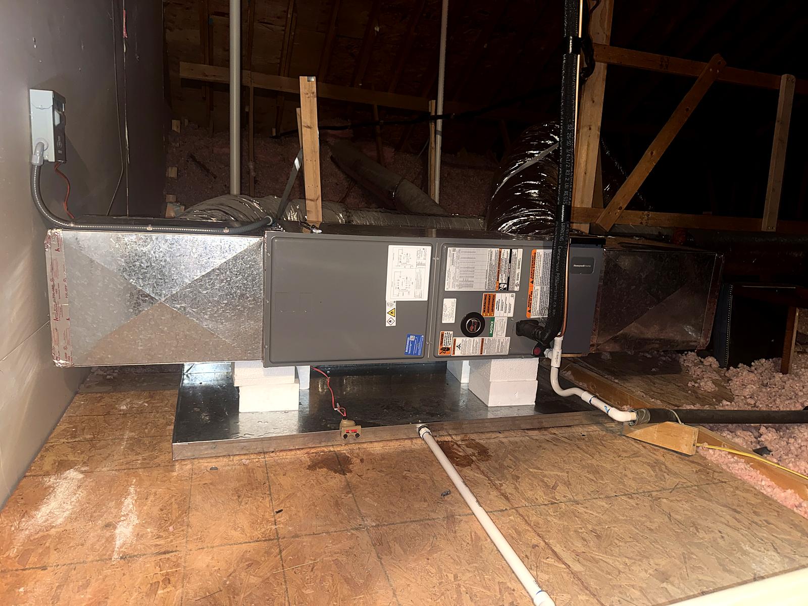 Rheem gas furnace replacement installed in a Simpsonville, SC attic